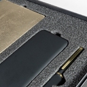 Набор подарочный GOLDEN: бизнес-блокнот, ручка и power bank в коробке с ложементом